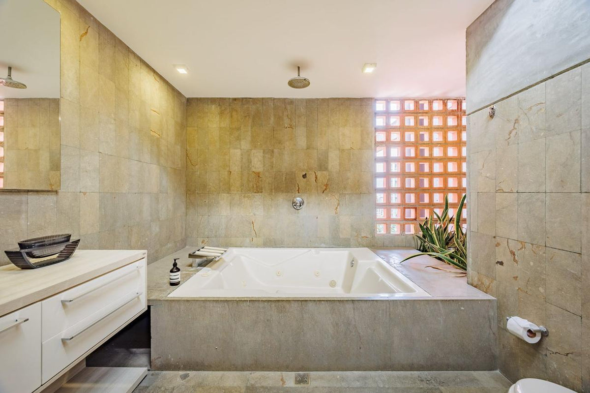 Penthouse Duplex en Provenza con Estilo Industrial 1 BR + estudio