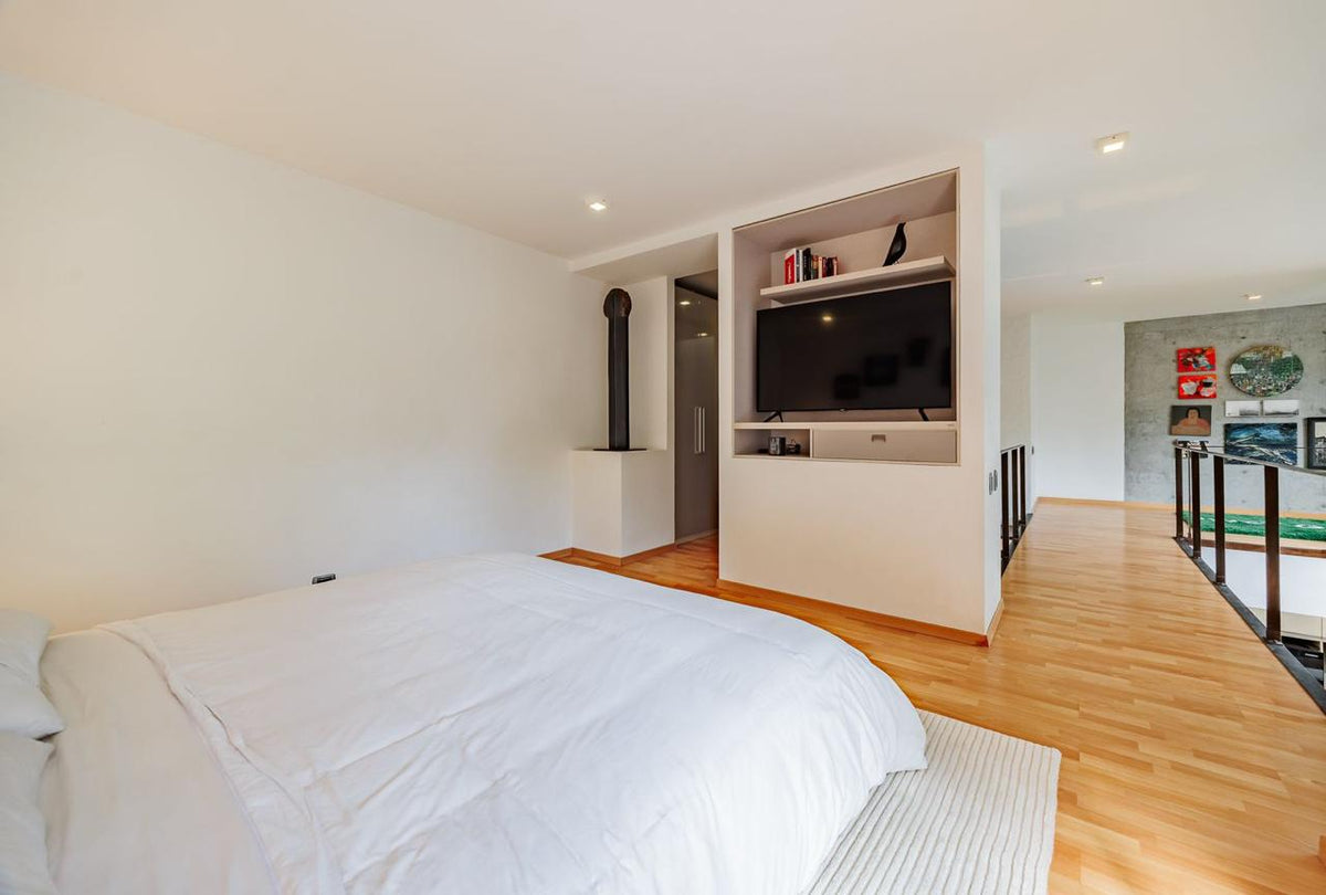 Penthouse Duplex en Provenza con Estilo Industrial 1 BR + estudio