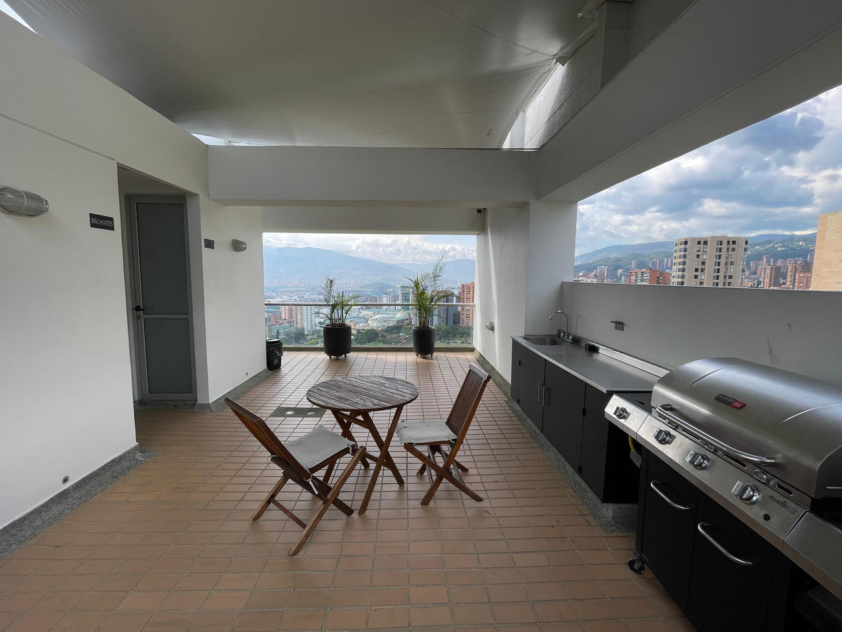 Apartamento Sector Milla de Oro con Vista a la ciudad 2 BR