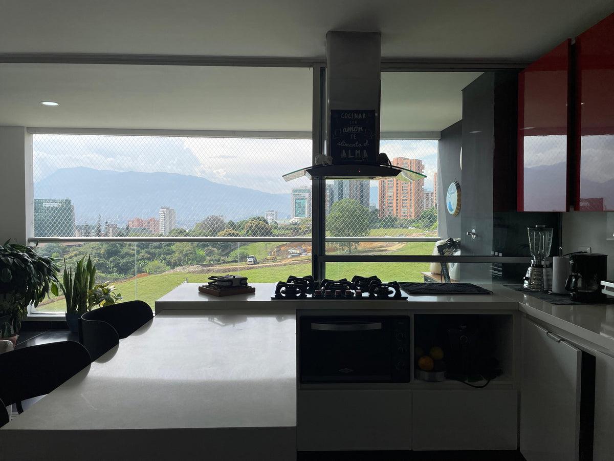 Apartamento Sector Milla de Oro con Vista a la ciudad 2 BR