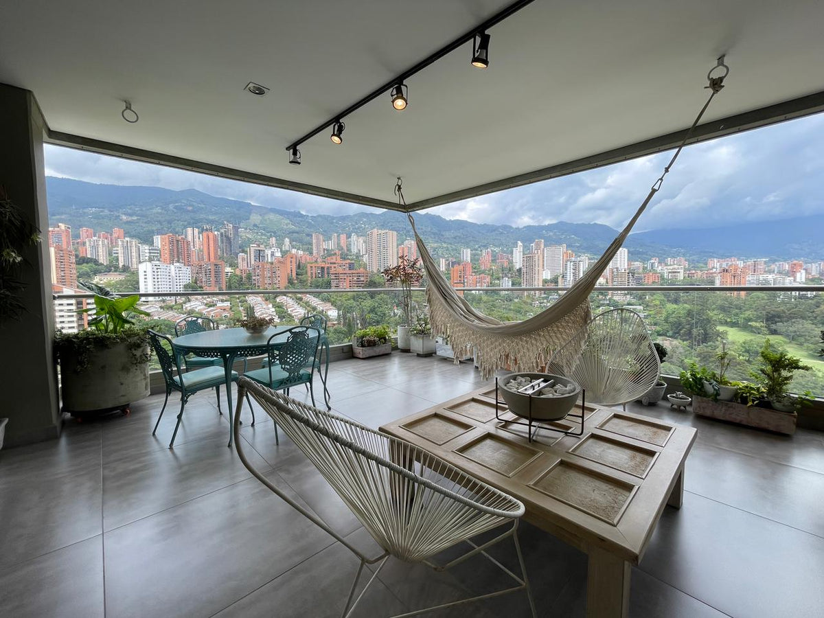 Apartamento con vista Panorámica Sector Los Balsos 3 BR