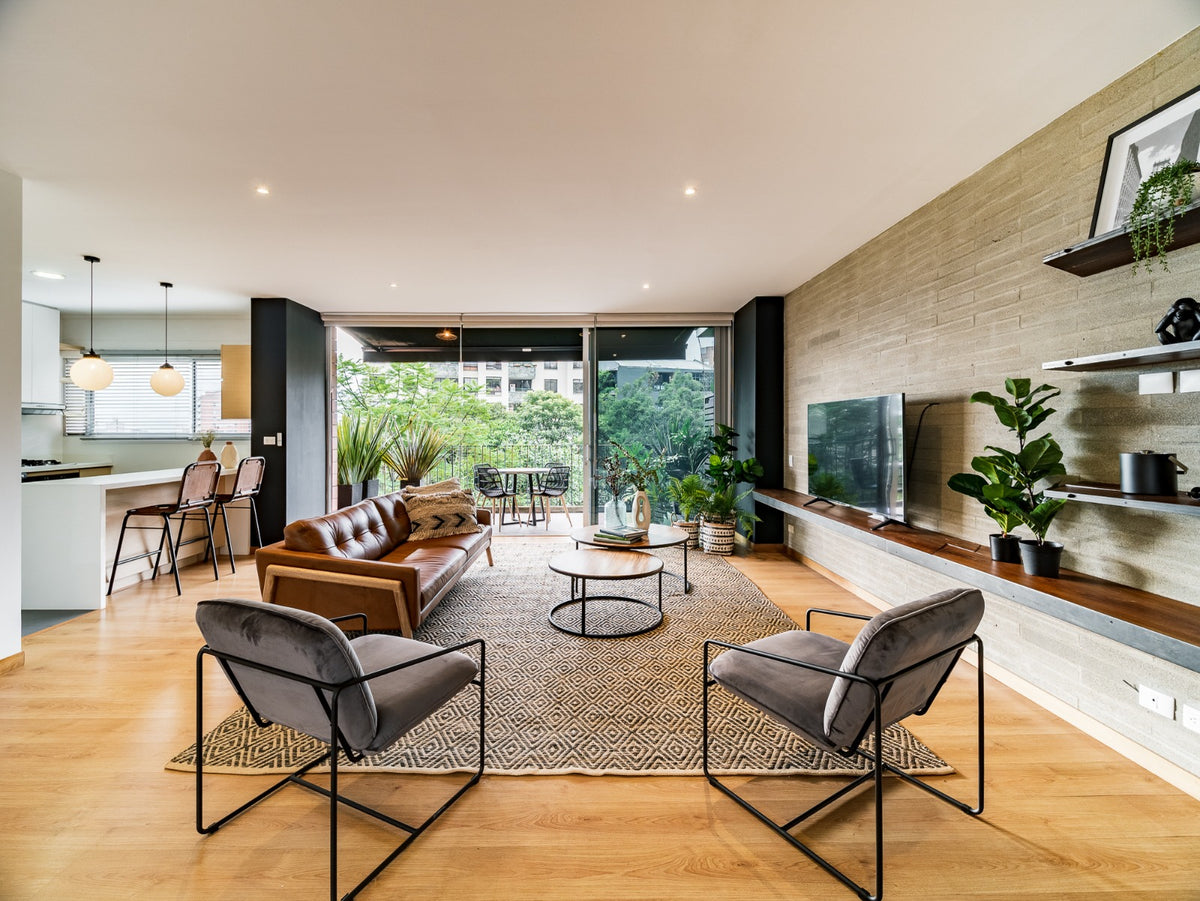 Boutique Apartment in Las Lomas Sector with Green View 2 BR