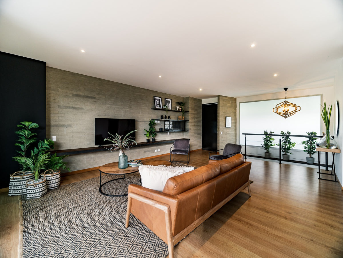 Boutique Apartment in Las Lomas Sector with Green View 2 BR