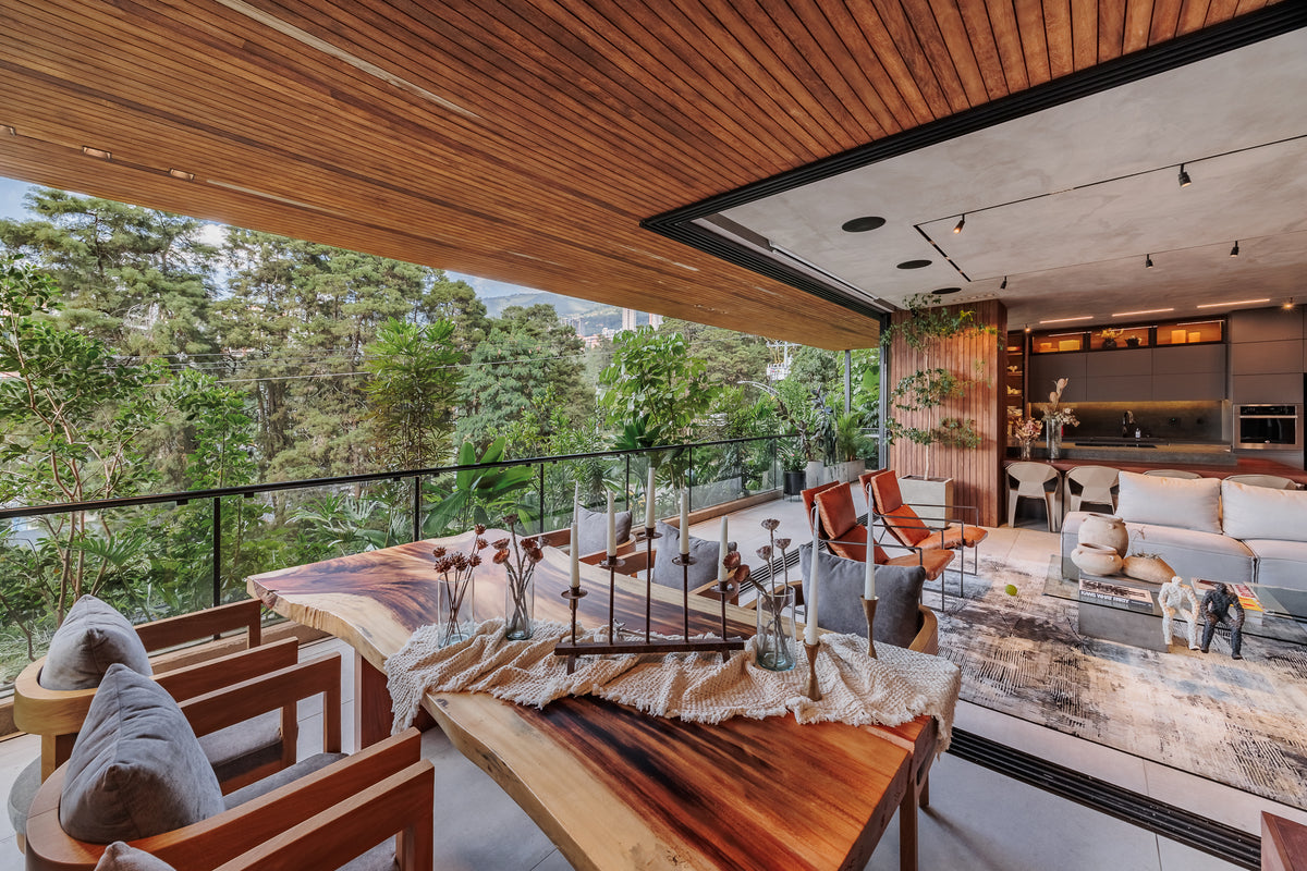 Duplex Apartment in Club Campestre Sector, 3 BR with Jacuzzi