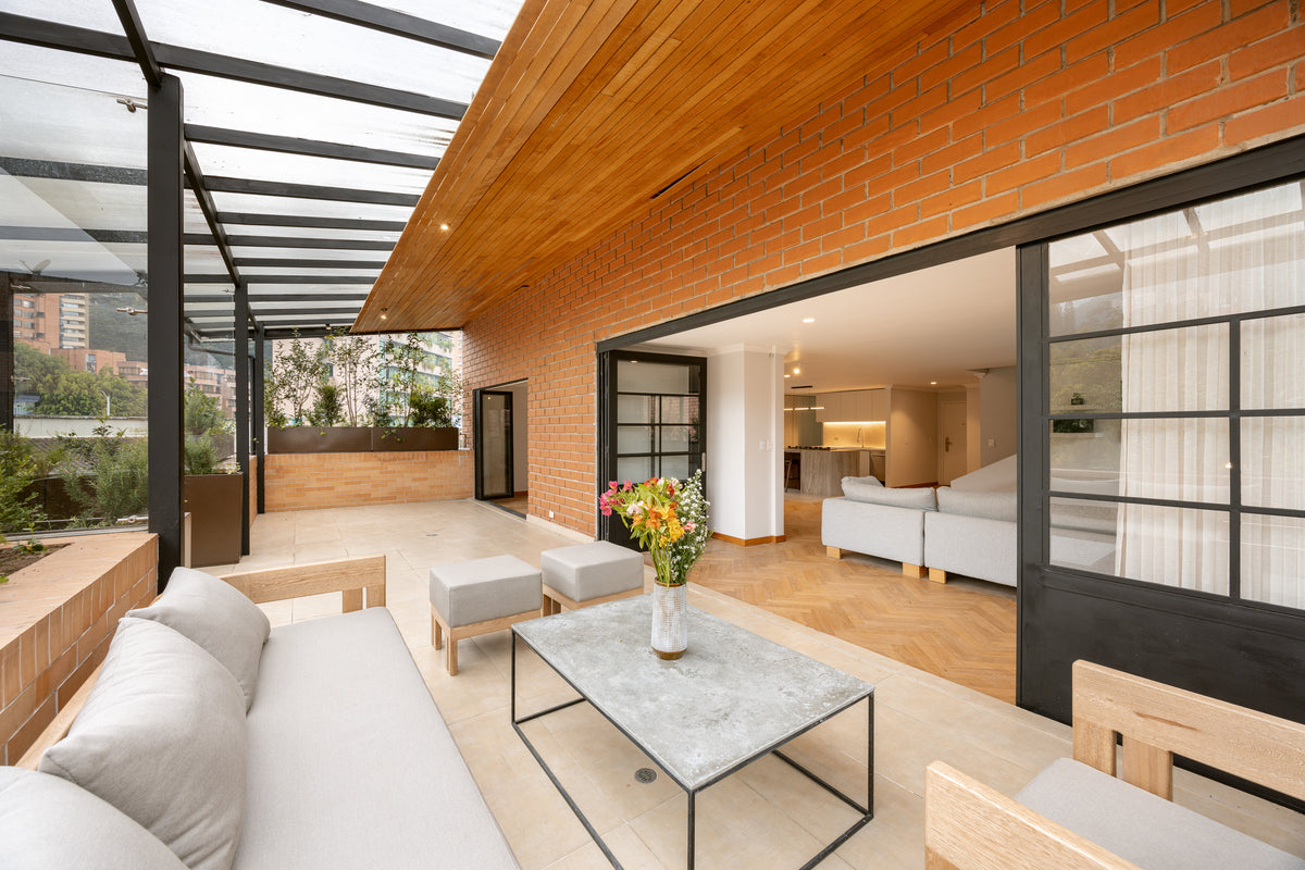 Penthouse Duplex con Rooftop, Jacuzzi & Turco Sector Provenza 3 BR