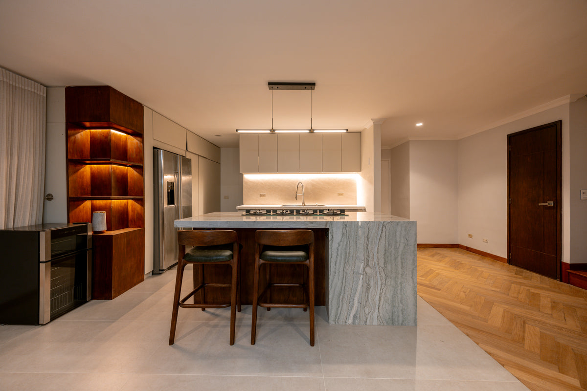 Penthouse Duplex con Rooftop, Jacuzzi & Turco Sector Provenza 3 BR