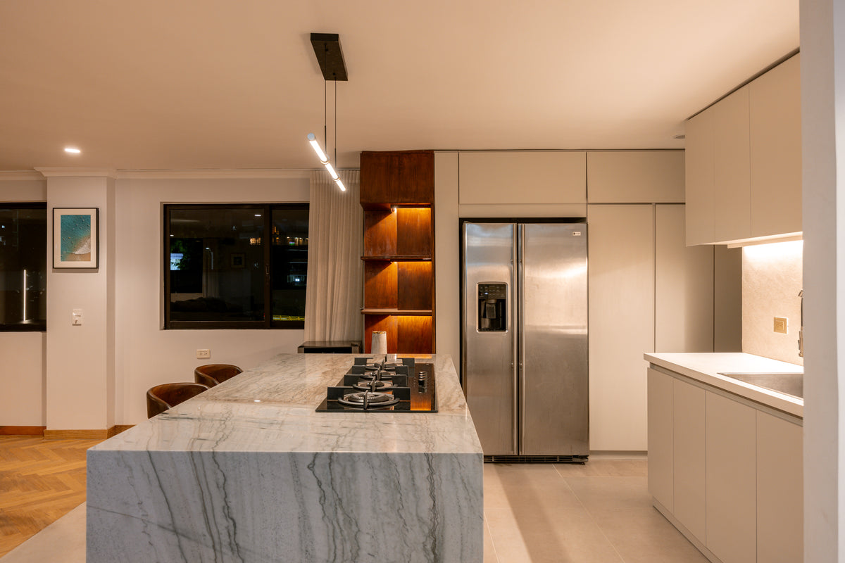 Penthouse Duplex con Rooftop, Jacuzzi & Turco Sector Provenza 3 BR