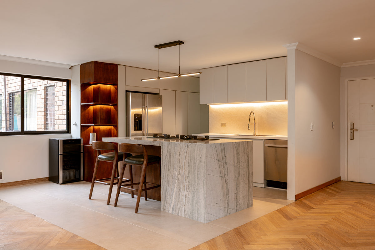 Penthouse Duplex con Rooftop, Jacuzzi & Turco Sector Provenza 3 BR