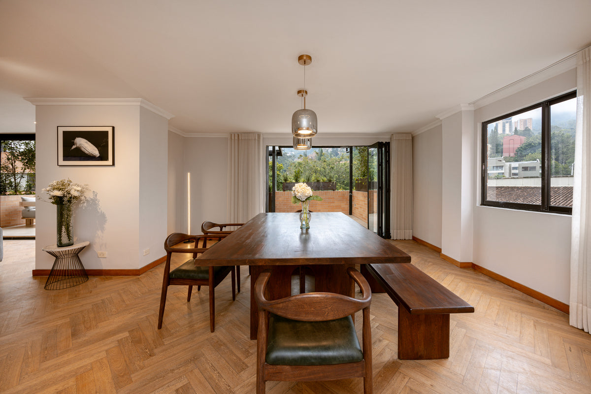 Penthouse Duplex con Rooftop, Jacuzzi & Turco Sector Provenza 3 BR