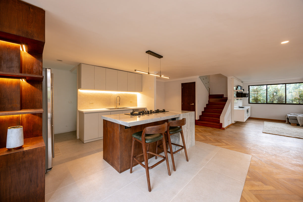 Penthouse Duplex con Rooftop, Jacuzzi & Turco Sector Provenza 3 BR