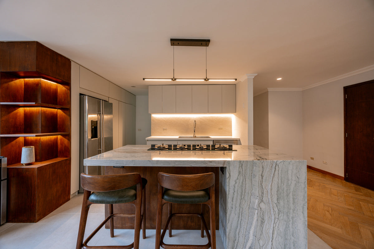 Penthouse Duplex con Rooftop, Jacuzzi & Turco Sector Provenza 3 BR