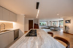Penthouse Duplex con Rooftop, Jacuzzi & Turco Sector Provenza 3 BR
