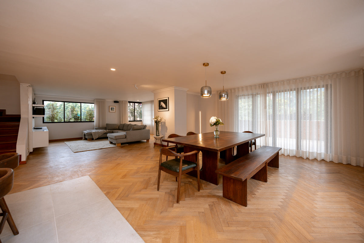 Penthouse Duplex con Rooftop, Jacuzzi & Turco Sector Provenza 3 BR