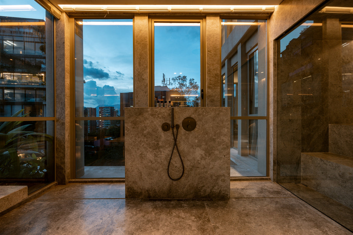 Penthouse en El Poblado con jacuzzi, terraza y vista