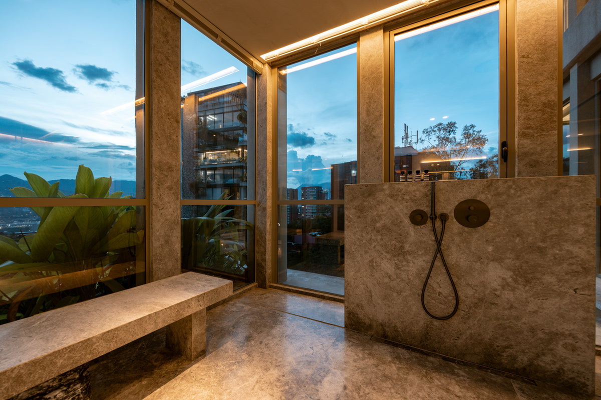Penthouse en El Poblado con jacuzzi, terraza y vista