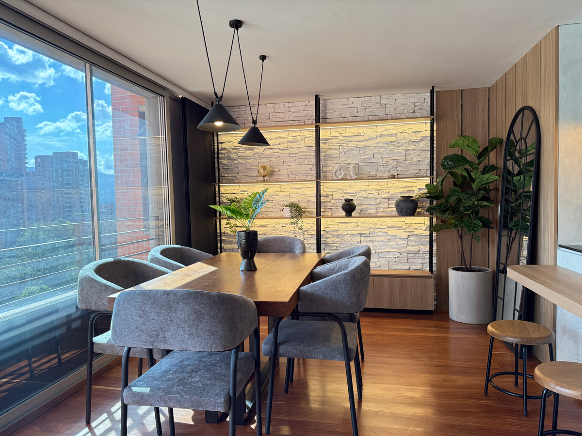 Apartamento en Provenza parte tranquila con aire acondicionado y diseño 3 BR