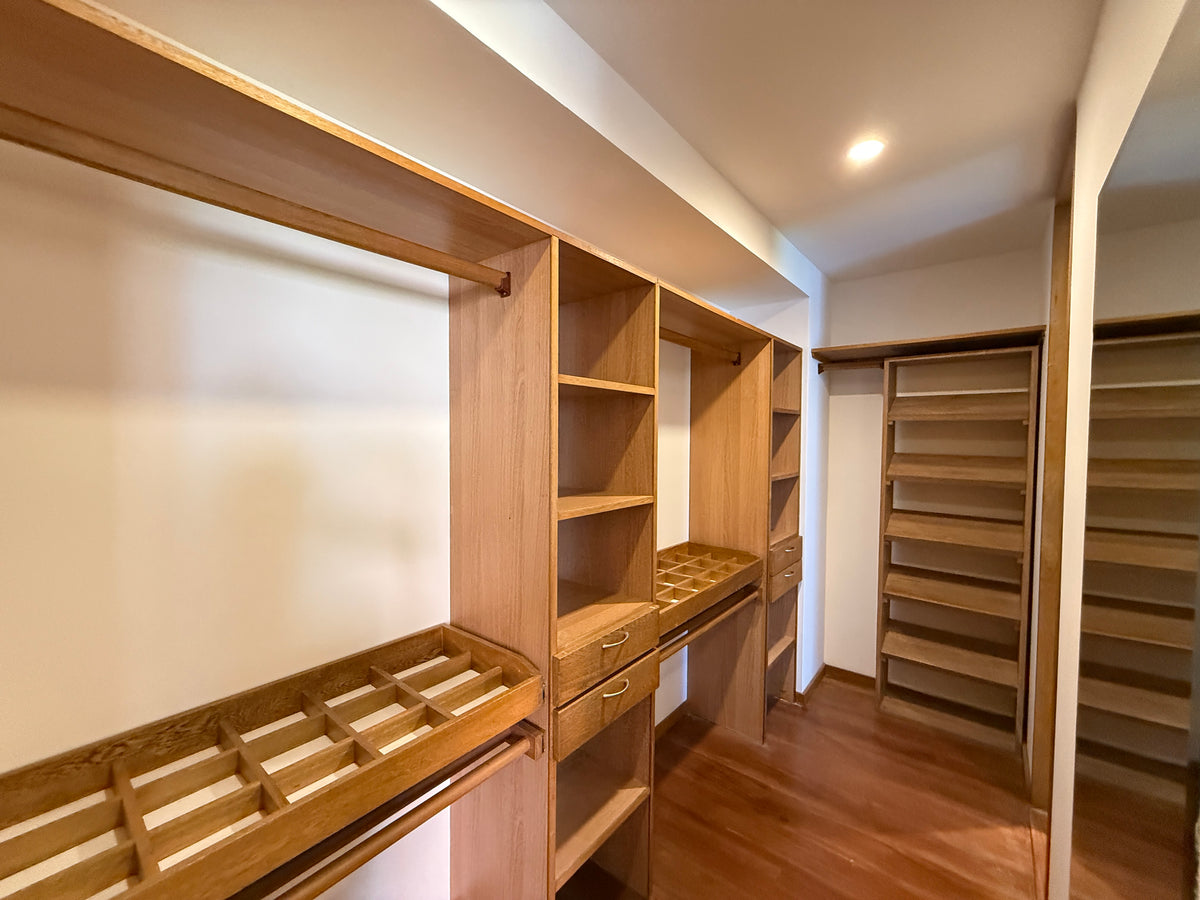 Apartamento en Provenza parte tranquila con aire acondicionado y diseño 3 BR