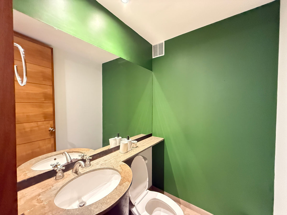 Apartamento en Provenza parte tranquila con aire acondicionado y diseño 3 BR
