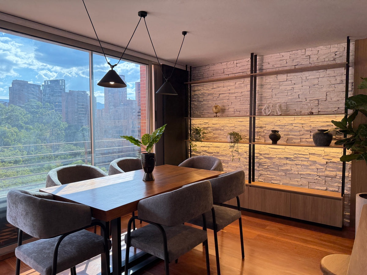 Apartamento en Provenza parte tranquila con aire acondicionado y diseño 3 BR