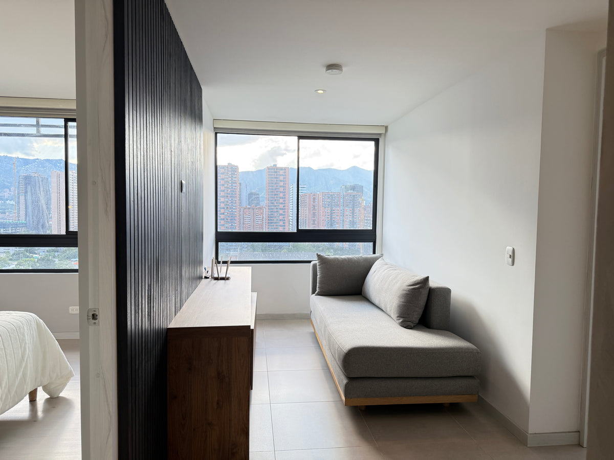 Apartamento en El Poblado Castropol con 3 BR todas las amenidades