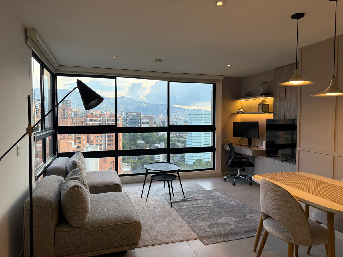 Apartamento amoblado en Castropol El Poblado con vista 2BR