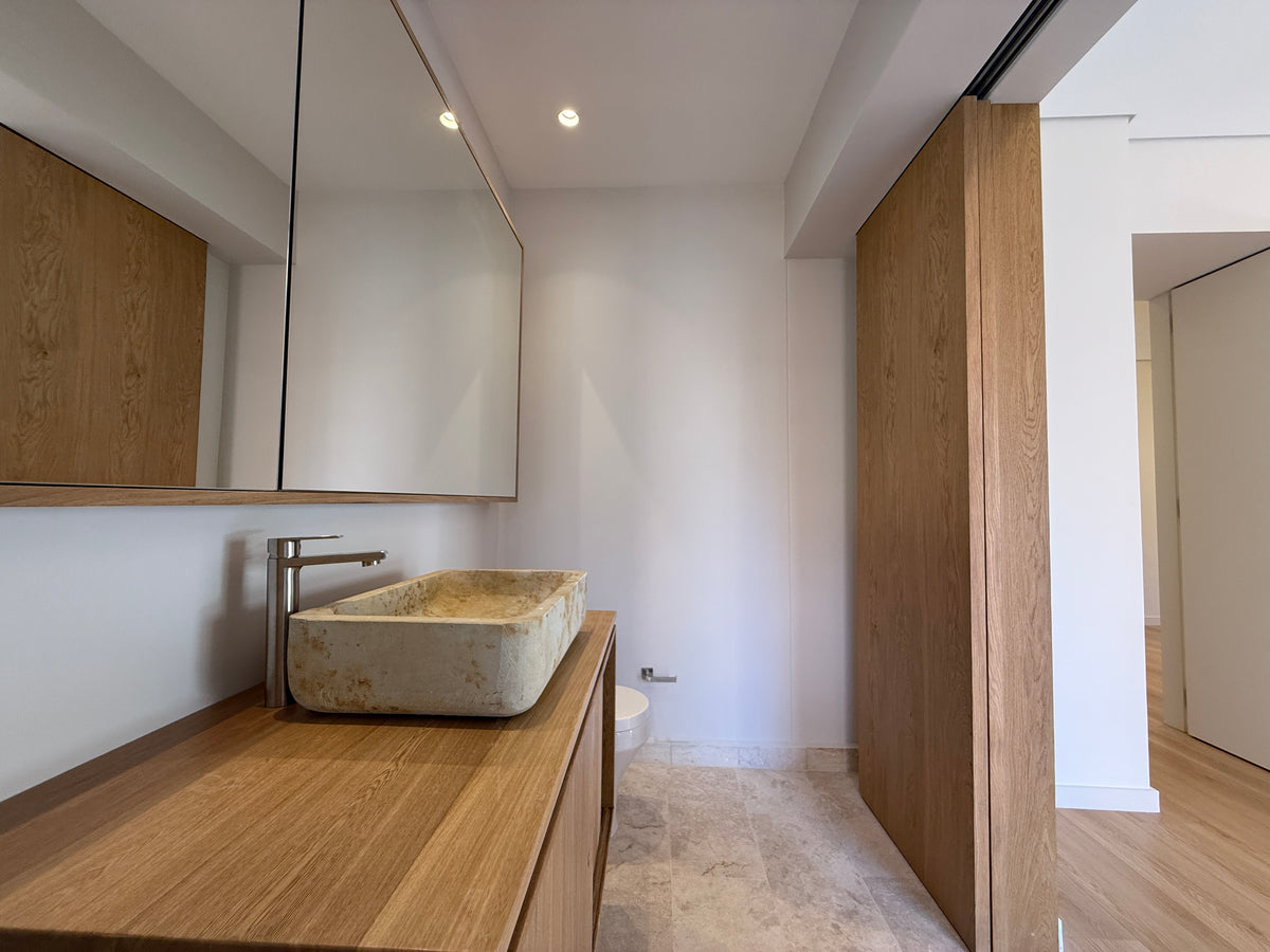 Penthouse Dúplex remodelado en Sector Tranquilo de Provenza con vista panorámica y jacuzzi 3 BR