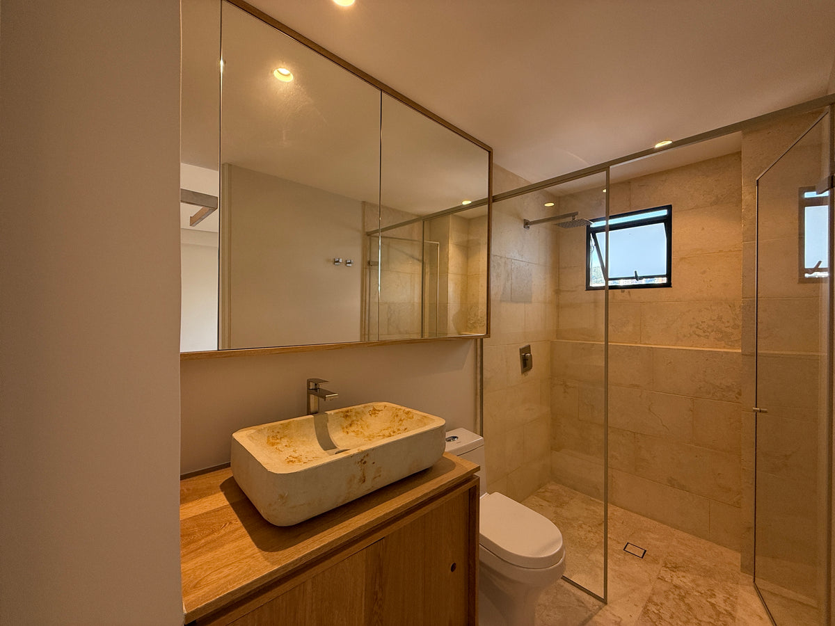 Penthouse Dúplex remodelado en Sector Tranquilo de Provenza con vista panorámica y jacuzzi 3 BR