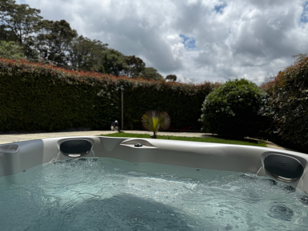 Casa independiente en Alto de las Palmas con jacuzzi, BBQ y diseño moderno