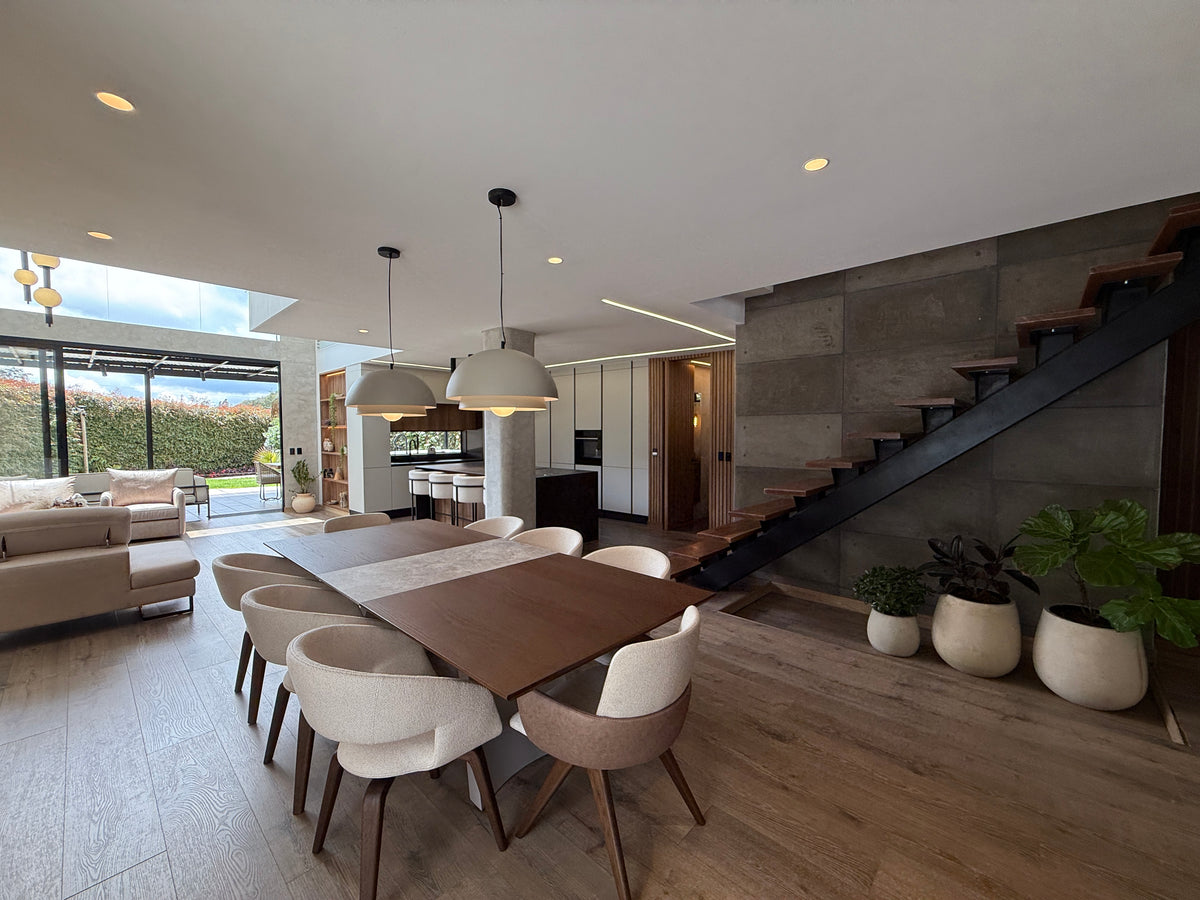 Casa independiente en Alto de las Palmas con jacuzzi, BBQ y diseño moderno