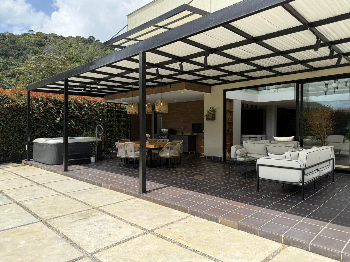 Casa independiente en Alto de las Palmas con jacuzzi, BBQ y diseño moderno