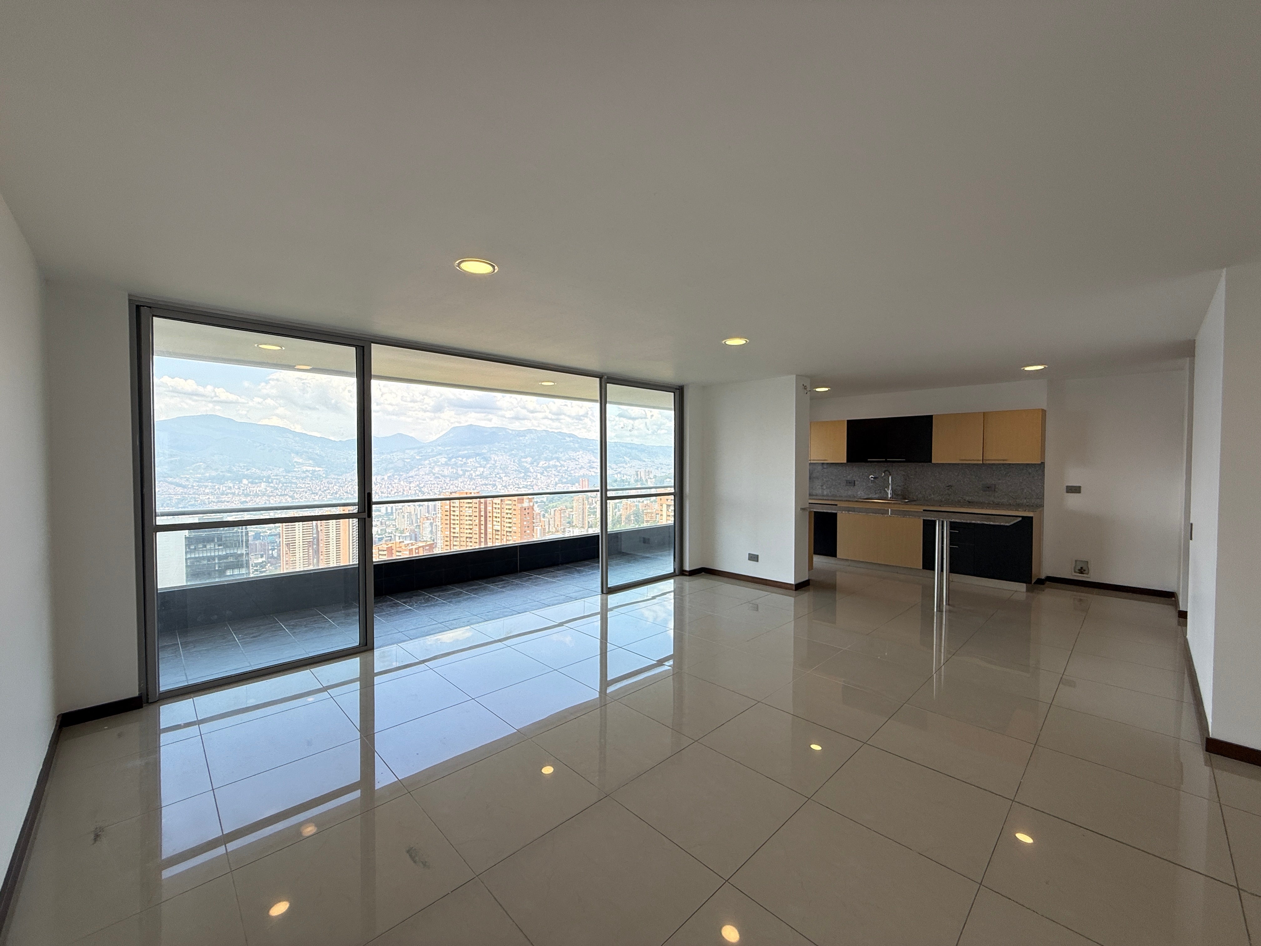 Apartamento en La Calera  con vista panorámica sin registro y excelente distribución