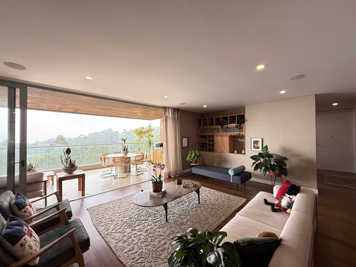 Apartamento en Cola de Zorro con balcón y vista verde