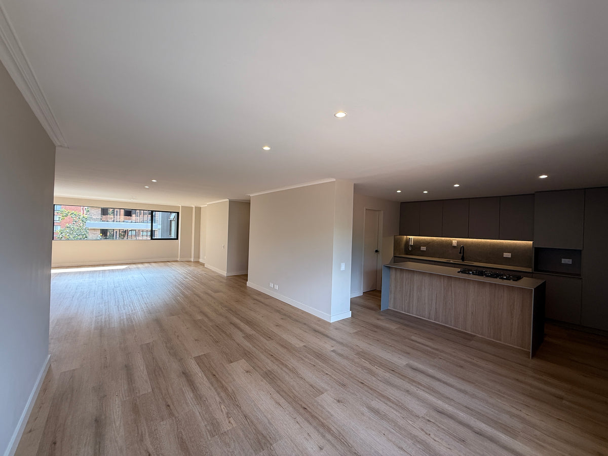 Completely remodeled apartment in the Alexandria sector