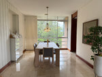Apartamento amplio de 245 m² sector Las santas, El Poblado con 3 alcobas y balcón |VENDIDO|