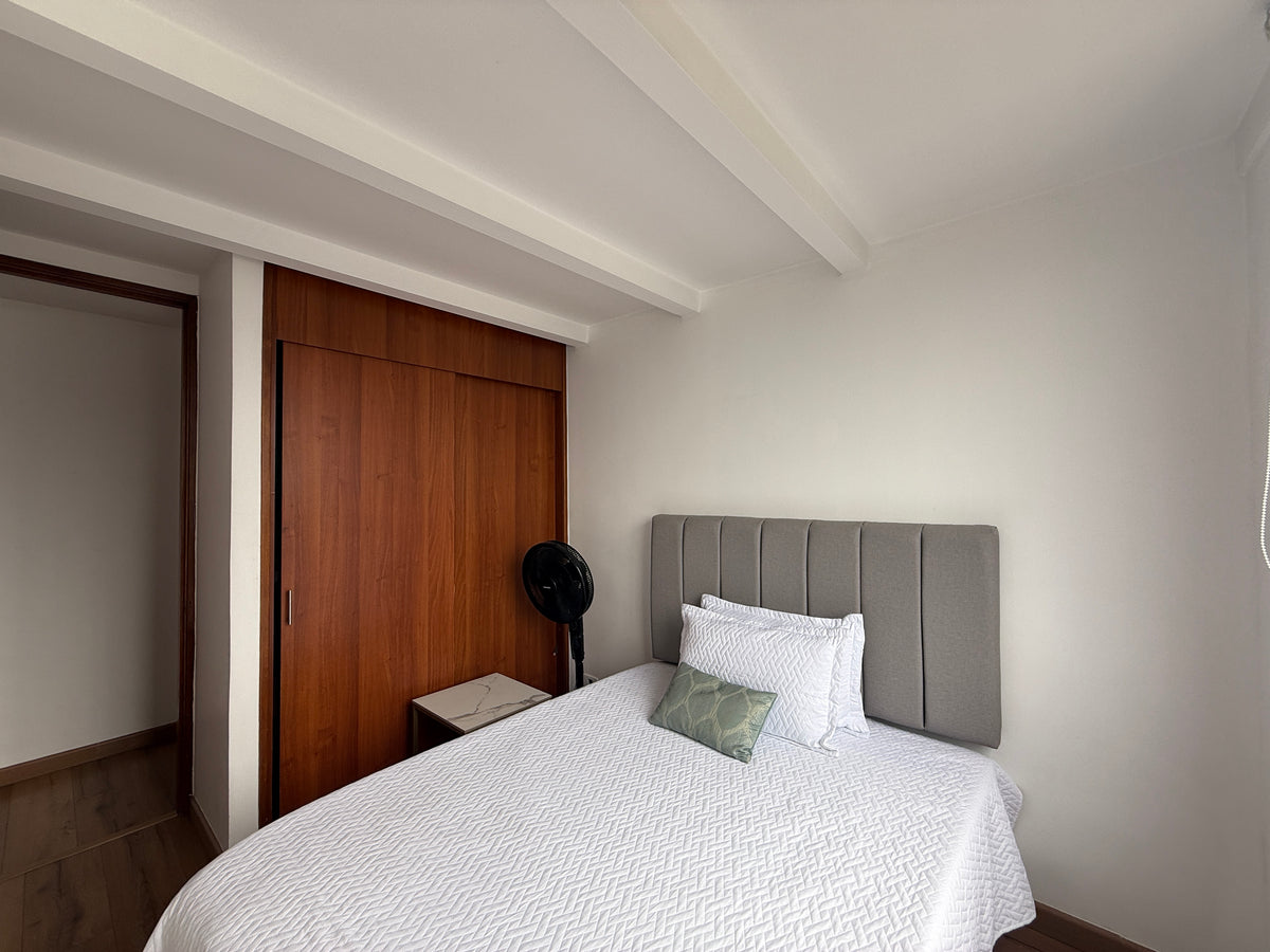 Apartment near El Tesoro, El Poblado - 3 bedrooms and balcony