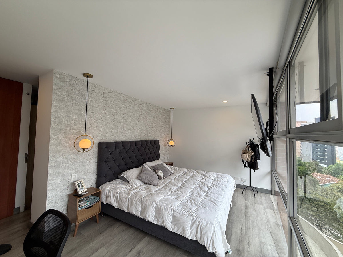 Apartamento Dúplex en El Tesoro, Medellín – 210 m² con Terraza