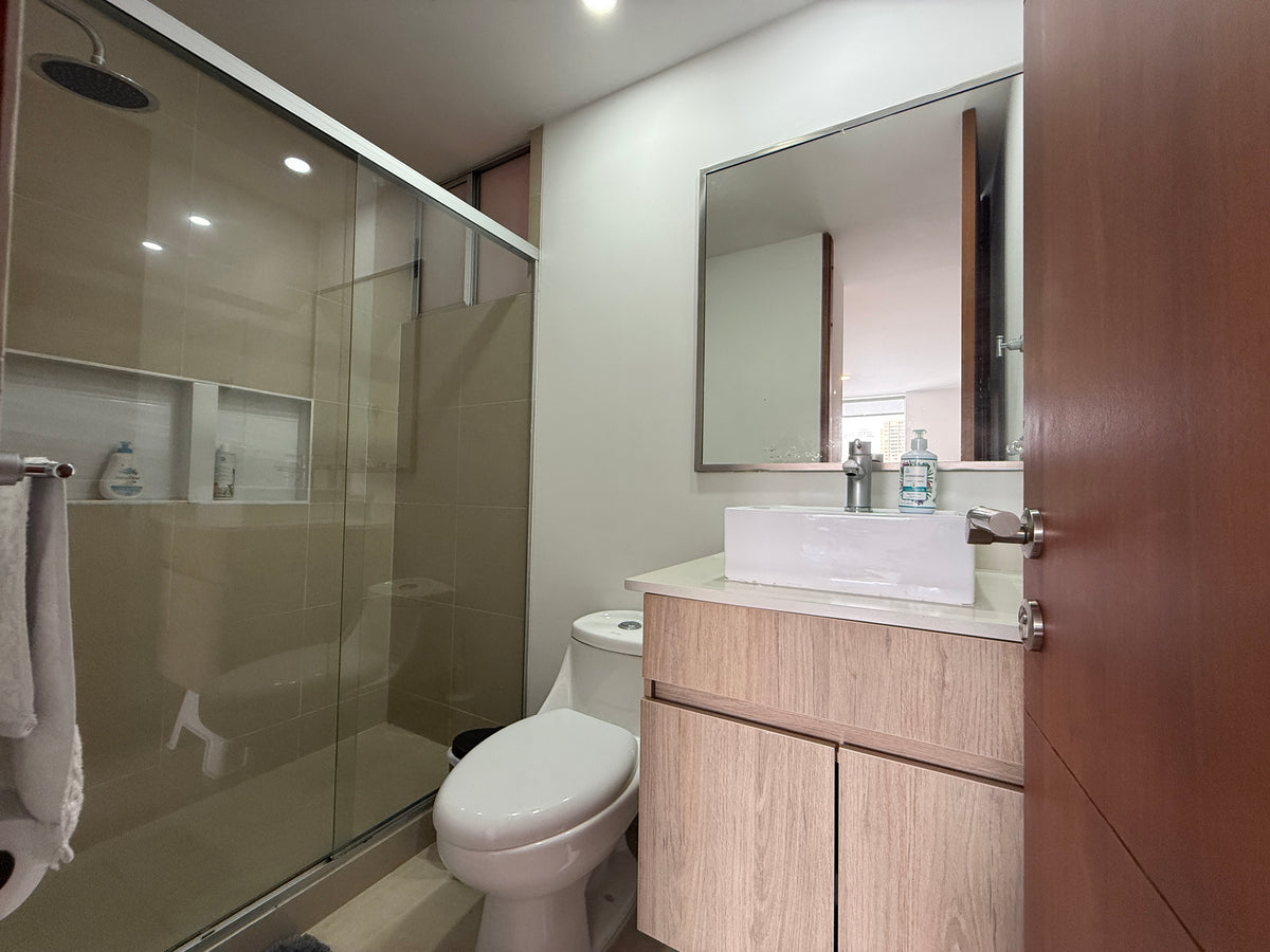 Apartamento Dúplex en El Tesoro, Medellín – 210 m² con Terraza