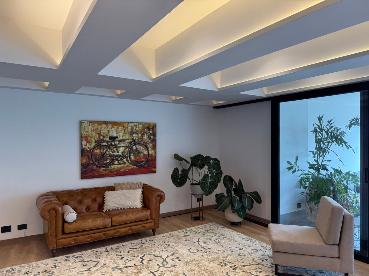 Newly remodeled 295 m² apartment in Los Balsos, El Poblado – Open views and spacious interiors