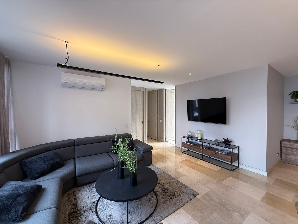 Apartamento 3 habitaciones, balcón y vista a la ciudad |RENTADO|