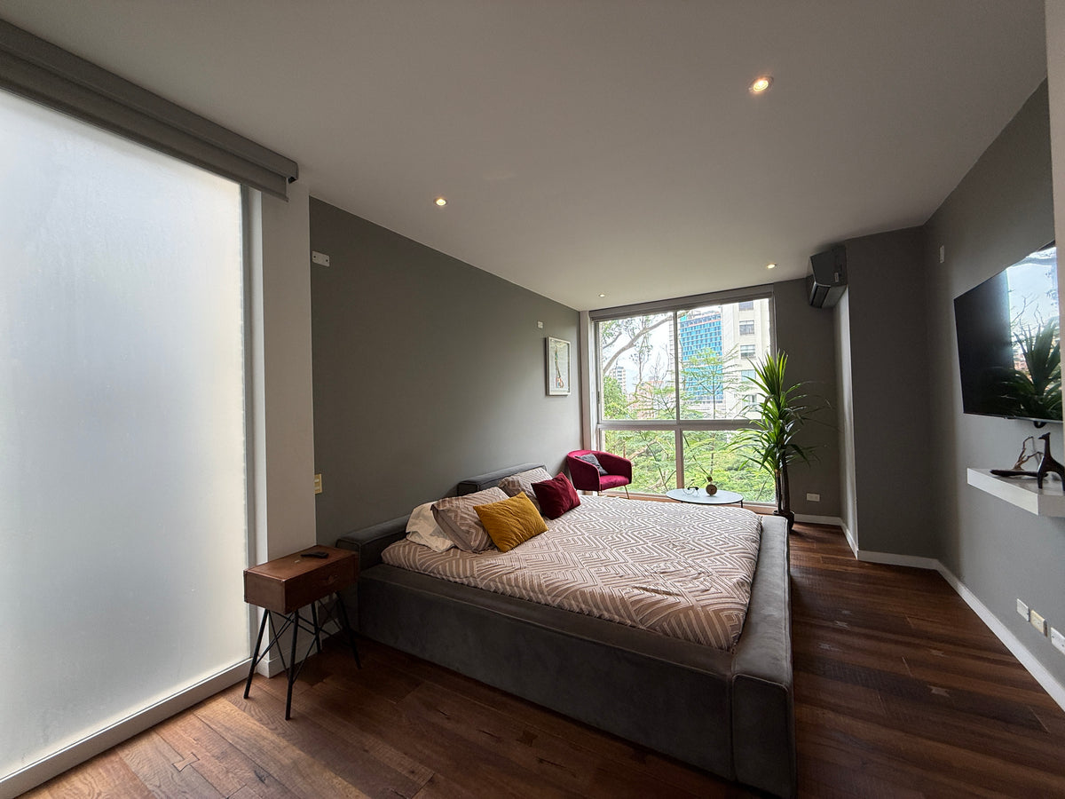 Apartamento de 137 m² sector las Lomas – 2 habitaciones y balcón con vista verde