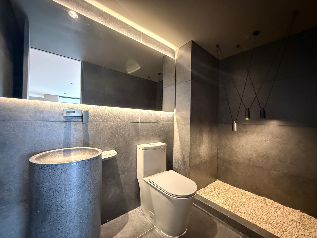 Apartamento remodelado Sector Alejandría con balcón, 3 habitaciones y vista