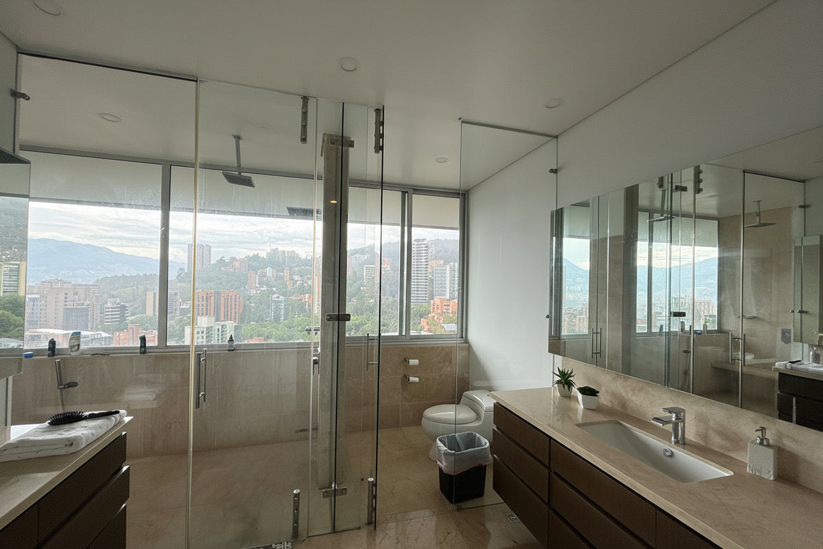 Apartment in La Concha sector, El Poblado 406 m² with panoramic view, 3 bedrooms