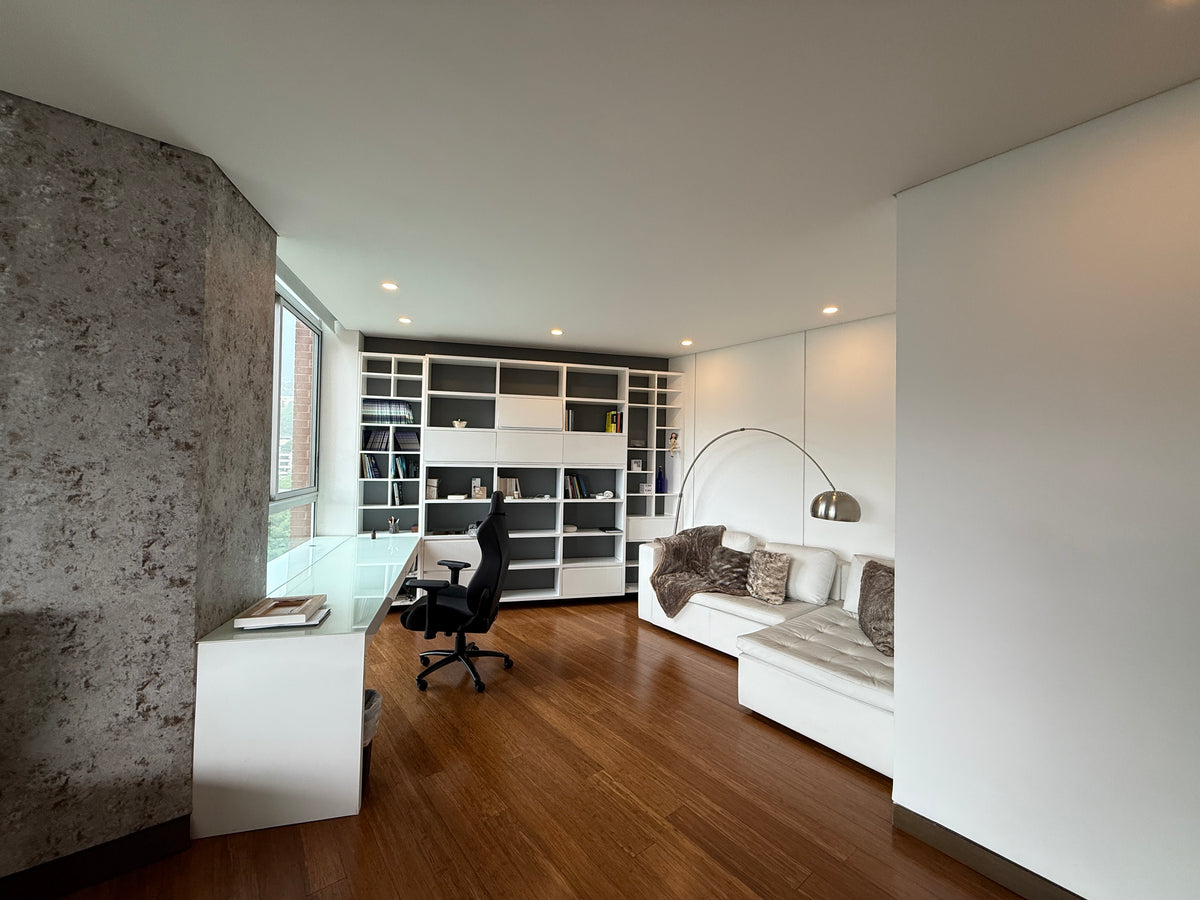 Apartment in La Concha sector, El Poblado 406 m² with panoramic view, 3 bedrooms