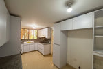 Apartamento en La Tomatera, El Poblado con terraza gran potencial de remodelación