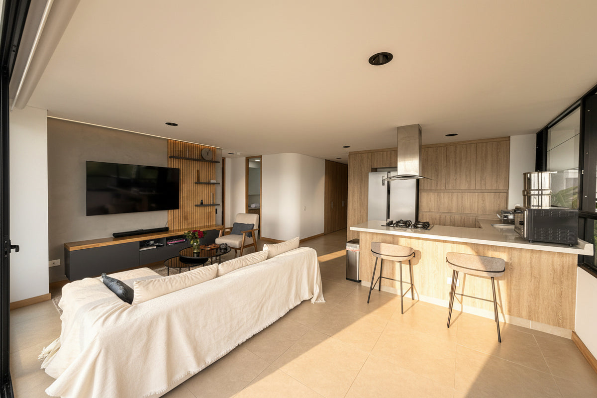 Apartamento amoblado en renta en Palmas El Poblado con terraza y BBQ