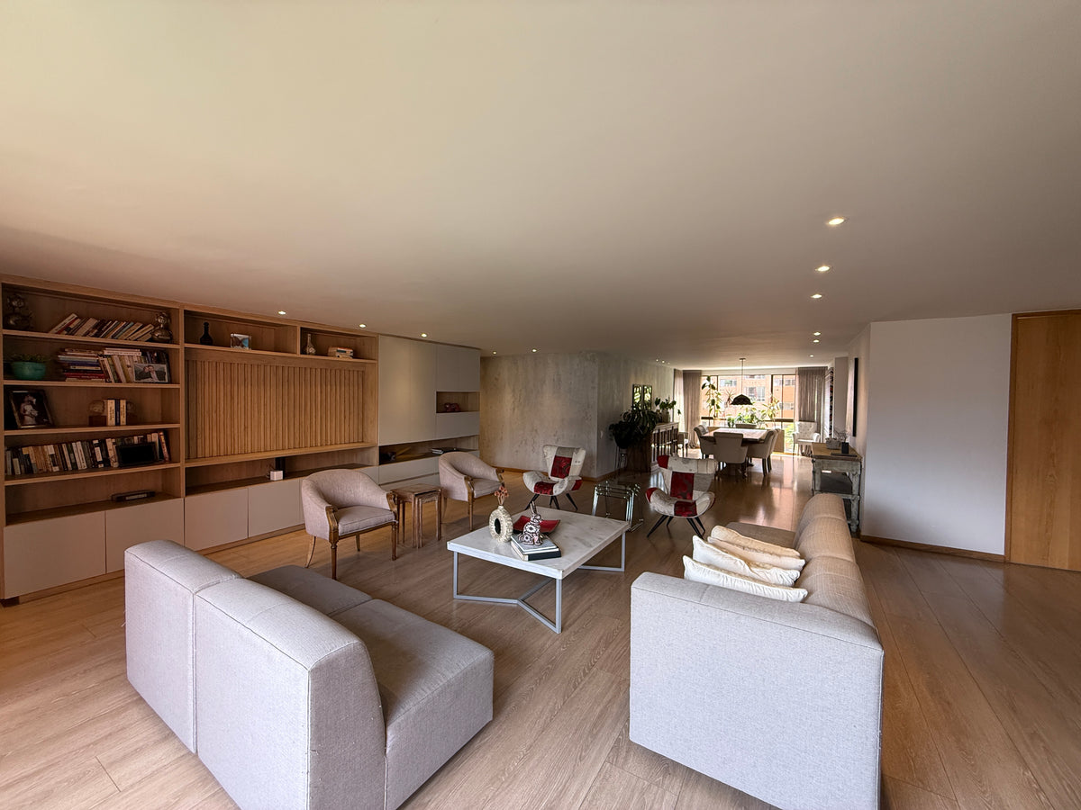 Apartamento en El Poblado Castropol | 292 m² Remodelado