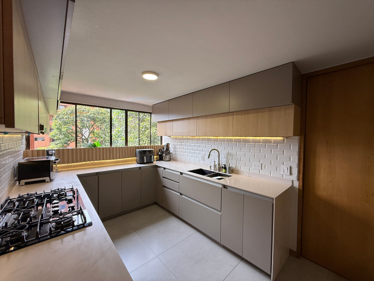 Apartamento en El Poblado Castropol | 292 m² Remodelado