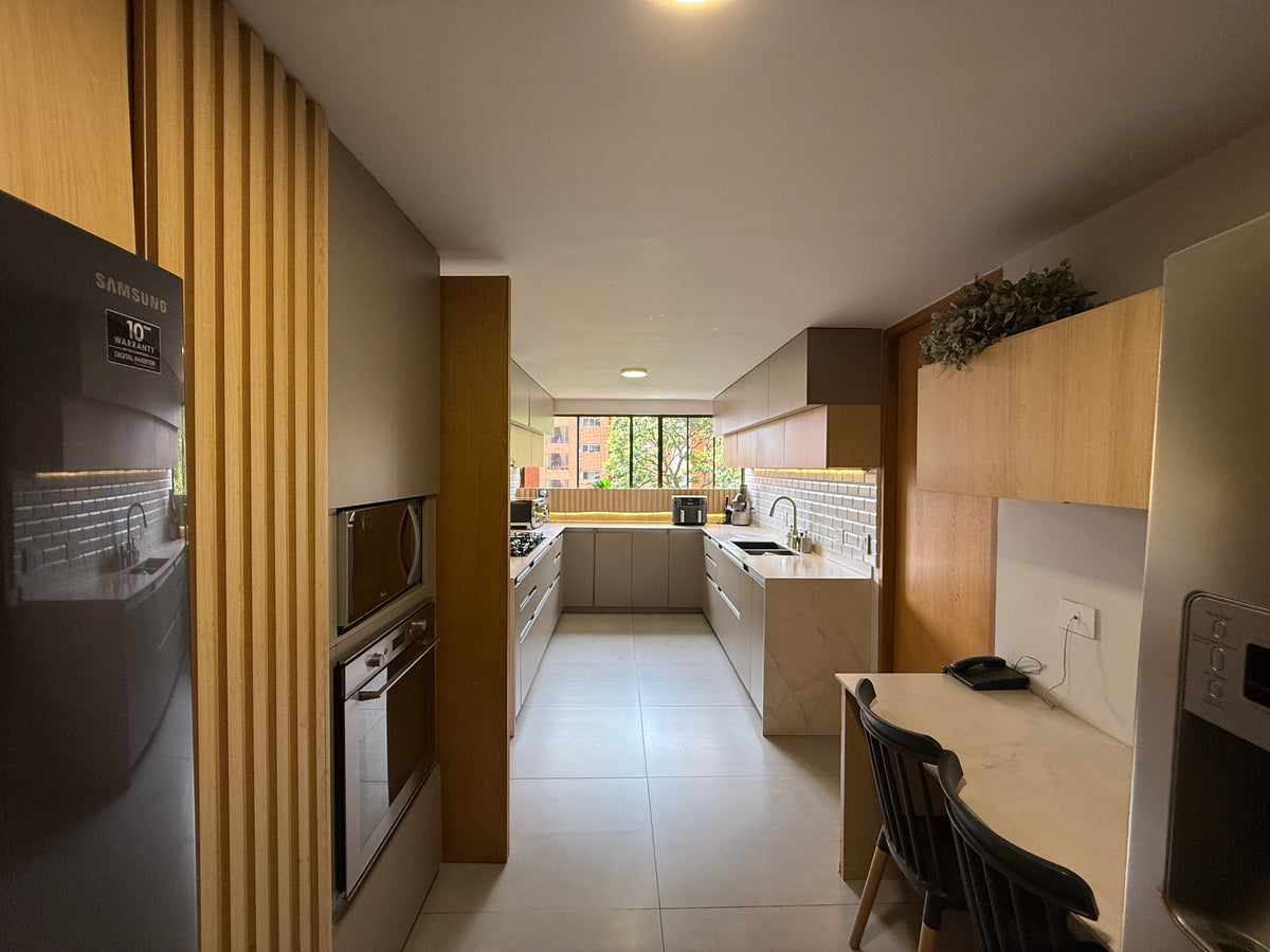 Apartamento en El Poblado Castropol | 292 m² Remodelado
