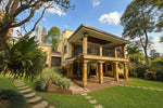 Casa con Gran Jardín y Alto Potencial de Remodelación en El Poblado