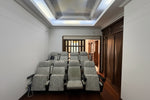 Casa con Gran Jardín y Alto Potencial de Remodelación en El Poblado